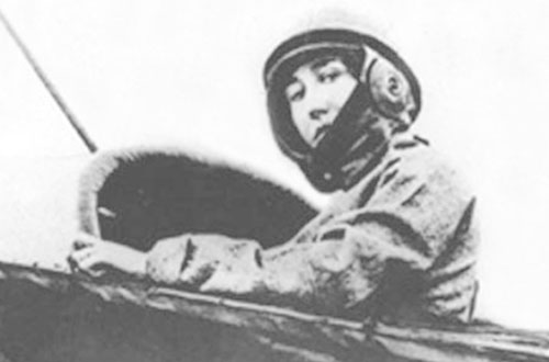 1913 Rosina Ferrario prima aviatrice italiana